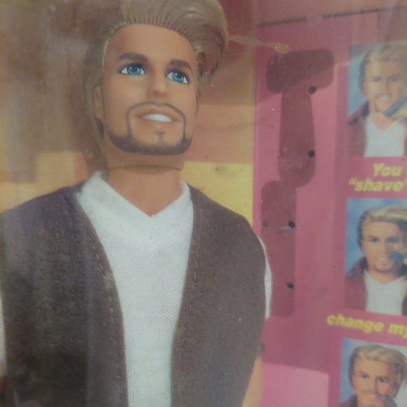 Shave N Style Ken 1999 (UPC 23788) - Original box, unopened - Picture 2 of 7